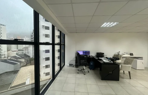Escritório/Sala com 0 quartos em Centro, Florianópolis