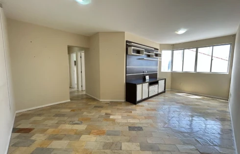Apartamento com 3 quartos em Capoeiras, Florianópolis
