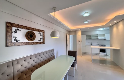 Apartamento com 2 quartos em Estreito, Florianópolis