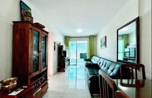 Apartamento com 2 quartos em Estreito, Florianópolis