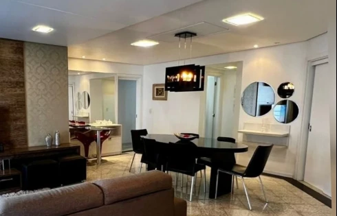 Apartamento com 4 quartos em Centro, Florianópolis