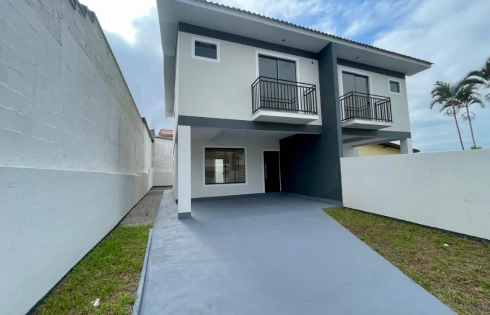 Sobrado Geminado com 3 quartos em Real Parque, São José