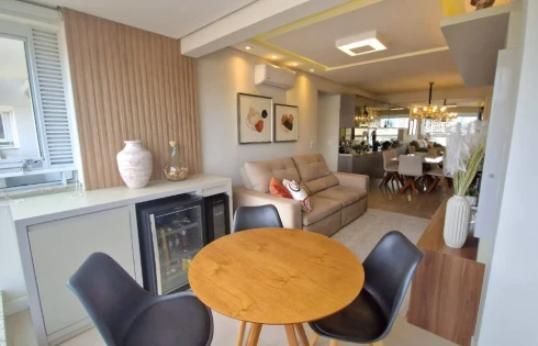 Apartamento com 2 quartos em Barreiros, São José