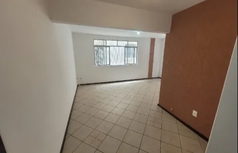 Apartamento com 3 quartos em Kobrasol, São José