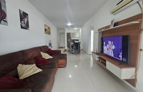 Apartamento com 3 quartos em Ponte do Imaruim, Palhoça