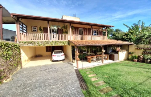 Casa com 3 quartos em Fazenda Santo Antônio, São José