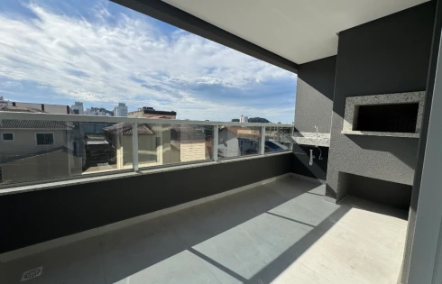 Apartamento com 3 quartos em Pagani, Palhoça