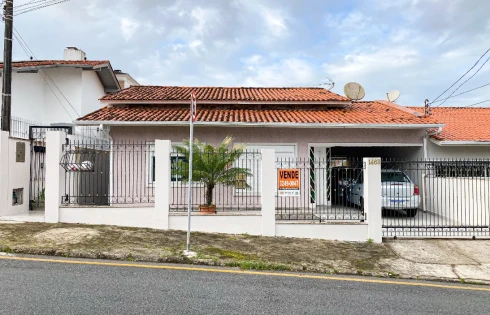 Casa com 3 quartos em Areias, São José