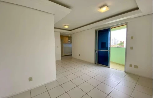 Apartamento com 2 quartos em Estreito, Florianópolis