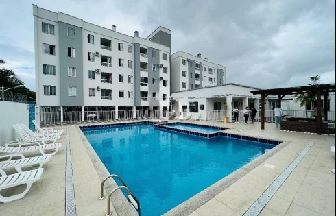 Apartamento com 2 quartos em Barra do Aririú, Palhoça