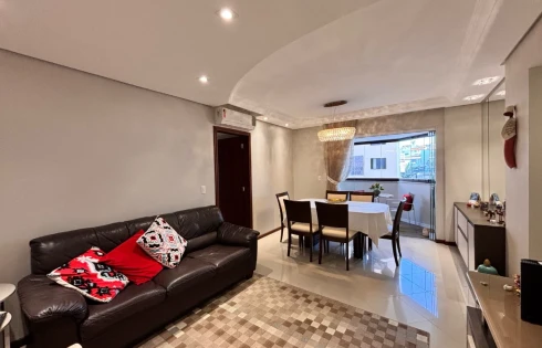 Apartamento com 3 quartos em Balneário, Florianópolis