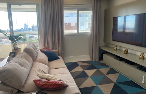 Apartamento com 3 quartos em Nossa Senhora do Rosário, São José