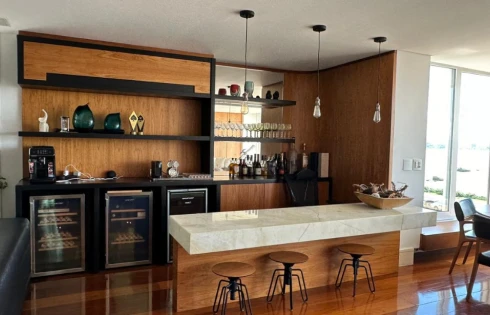 Apartamento com 3 quartos em Centro, Florianópolis