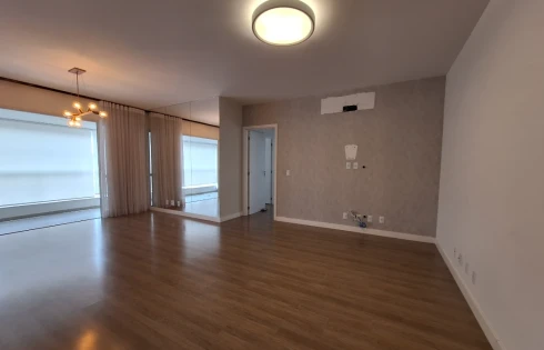 Apartamento com 3 quartos em Barreiros, São José