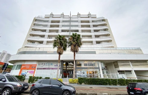 Apartamento com 2 quartos em Estreito, Florianópolis