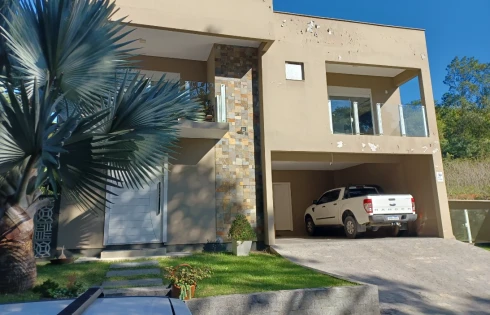Casa com 3 quartos em Roçado, São José