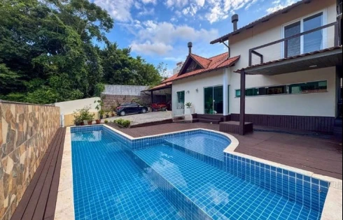 Casa com 4 quartos em João Paulo, Florianópolis