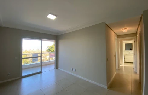 Apartamento com 3 quartos em Estreito, Florianópolis