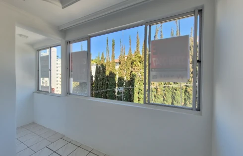 Apartamento com 3 quartos em Centro, Florianópolis