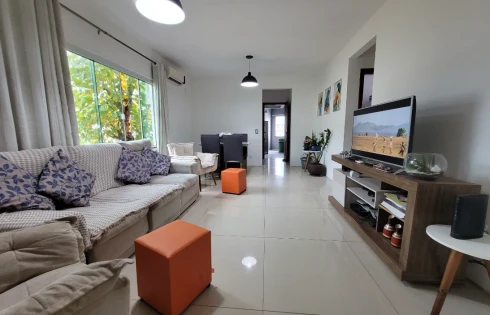 Casa com 5 quartos em Coloninha, Florianópolis