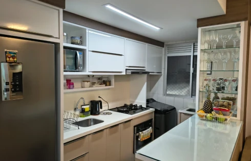 Apartamento com 2 quartos em Capoeiras, Florianópolis
