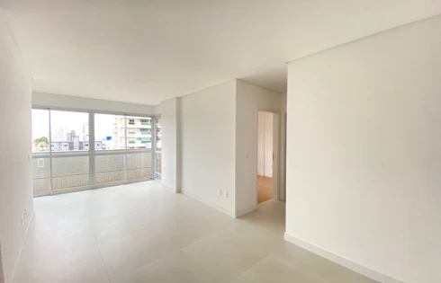Apartamento com 2 quartos em Kobrasol, São José