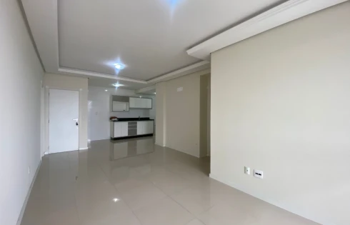 Apartamento com 3 quartos em Estreito, Florianópolis