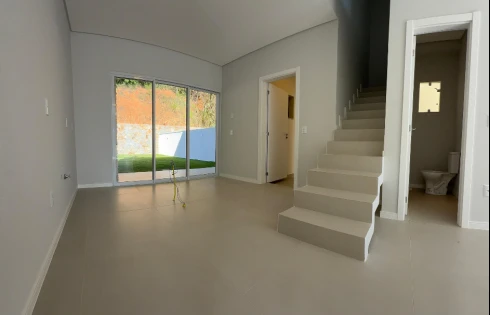 Casa com 3 quartos em Ipiranga, São José
