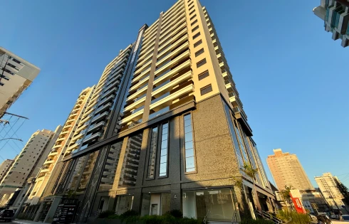 Apartamento com 3 quartos em Kobrasol, São José