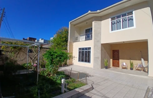 Casa com 3 quartos em Barreiros, São José