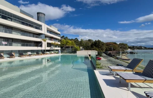 Apartamento com 3 quartos em Cacupé, Florianópolis