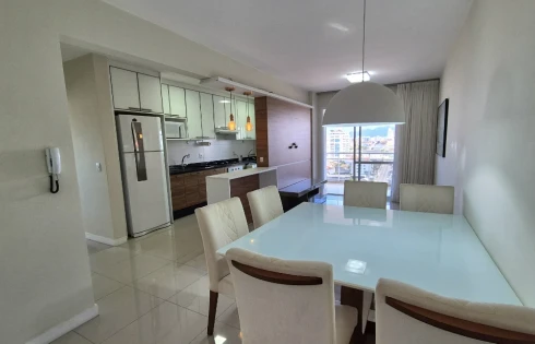 Apartamento com 3 quartos em Barreiros, São José