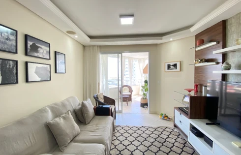 Apartamento com 4 quartos em Balneário, Florianópolis
