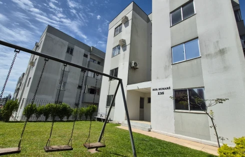 Apartamento com 2 quartos em Capoeiras, Florianópolis