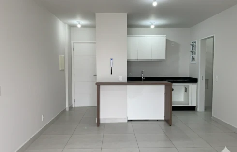 Apartamento com 2 quartos em Agronômica, Florianópolis