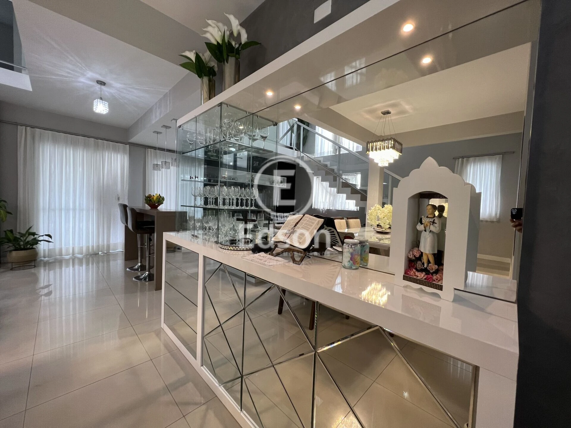 Casa em Pedra Branca, Palhoça. 3 quartos, 298m². Imagem 4 de 15