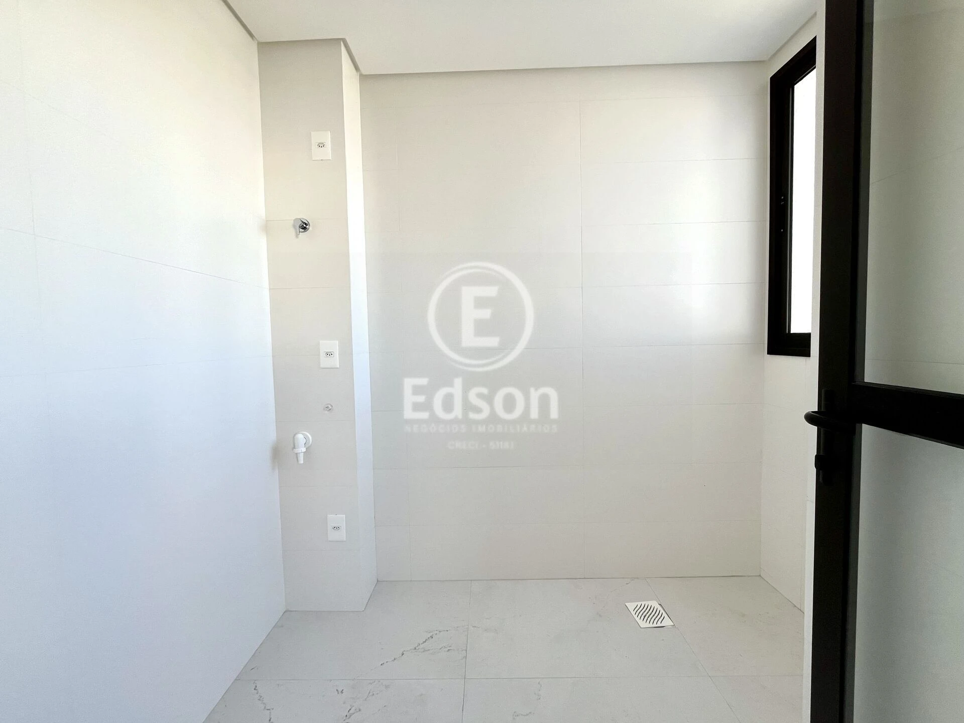 Apartamento em Kobrasol, São José. 3 quartos, 104m². Imagem 9 de 15