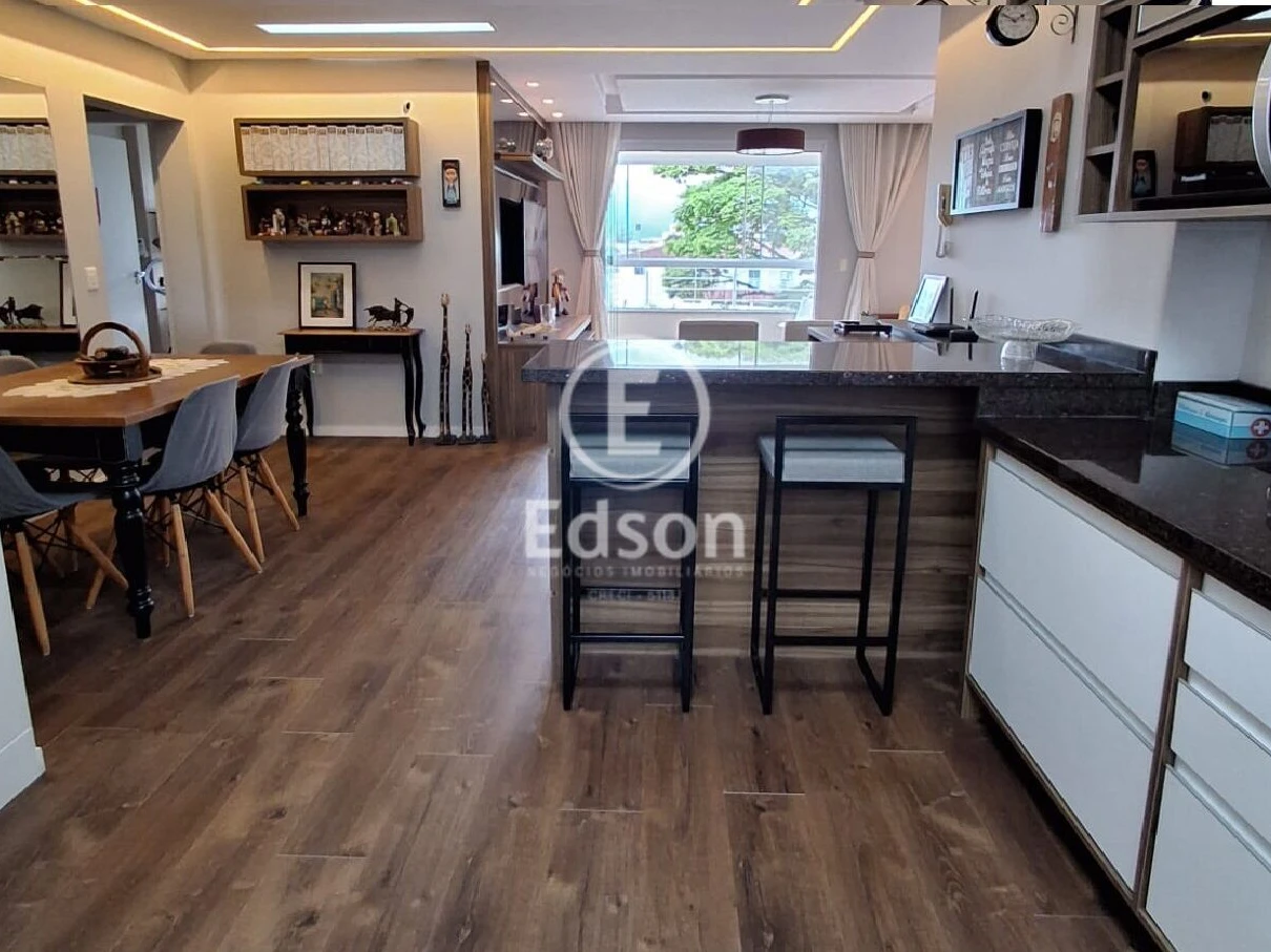 Apartamento em Centro, Palhoça. 3 quartos, 120m². Imagem 8 de 14