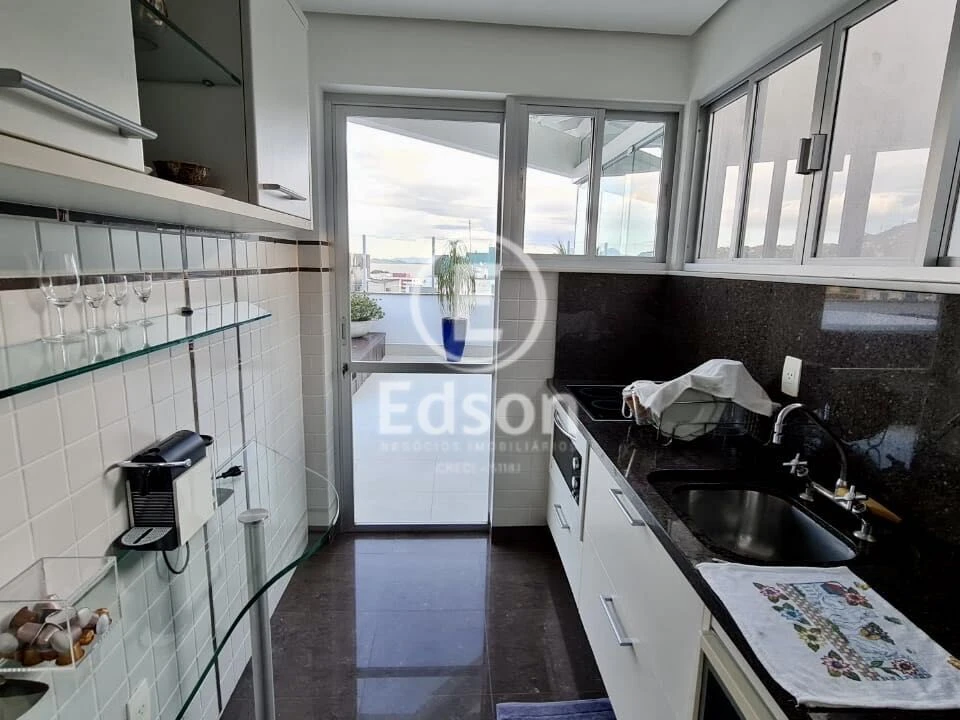 Cobertura em Centro, Florianópolis. 3 quartos, 294m². Imagem 6 de 15