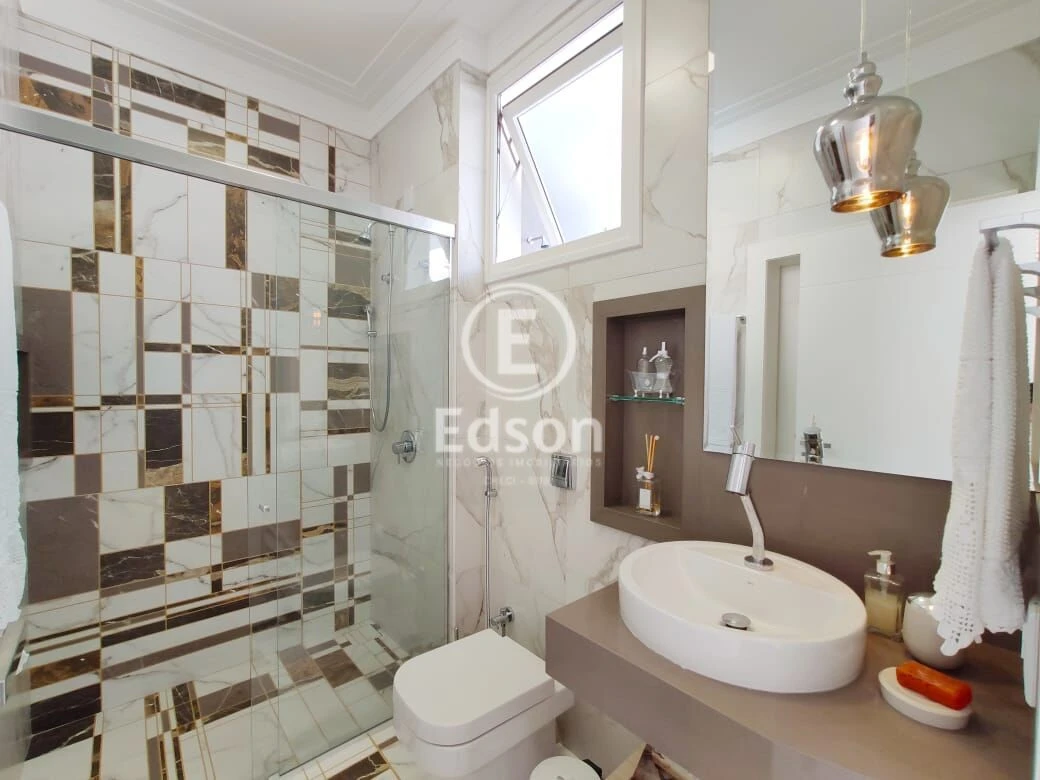 Casa em Pedra Branca, Palhoça. 4 quartos, 250m². Imagem 12 de 15