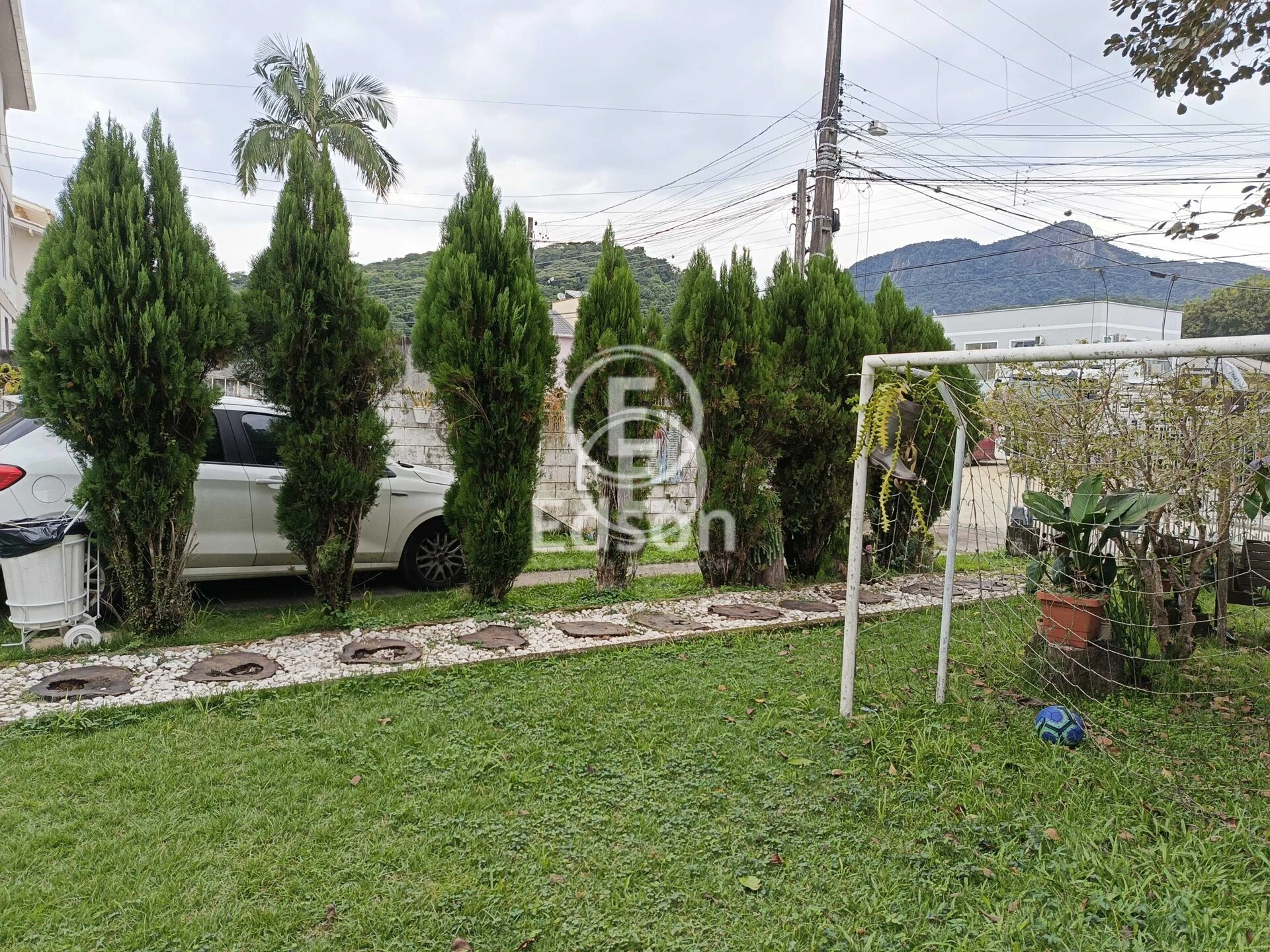 Casa em Sertão do Maruim, São José. 3 quartos, 318m². Imagem 13 de 13