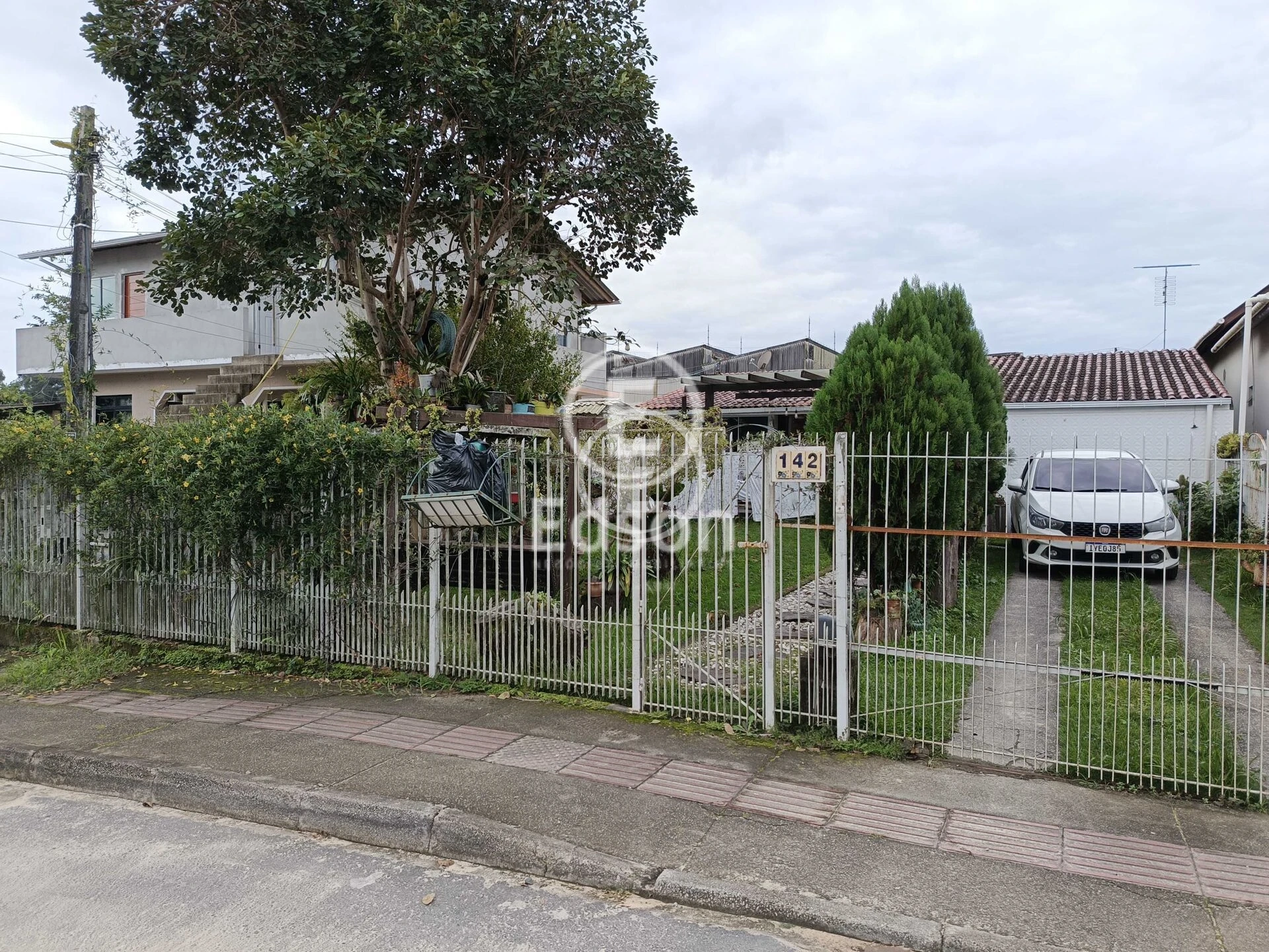 Casa em Sertão do Maruim, São José. 3 quartos, 318m². Imagem 1 de 13