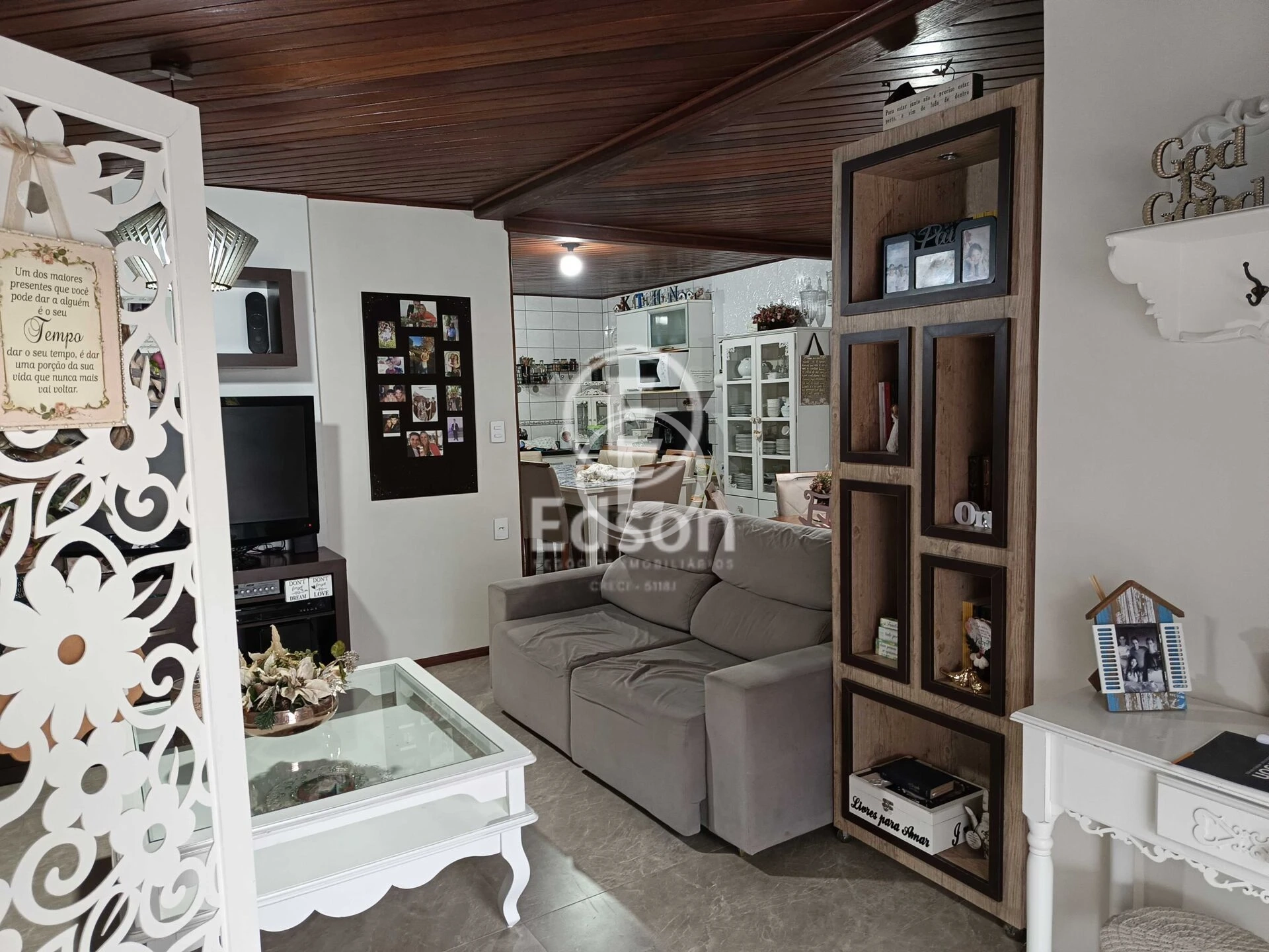 Casa em Sertão do Maruim, São José. 3 quartos, 318m². Imagem 2 de 13