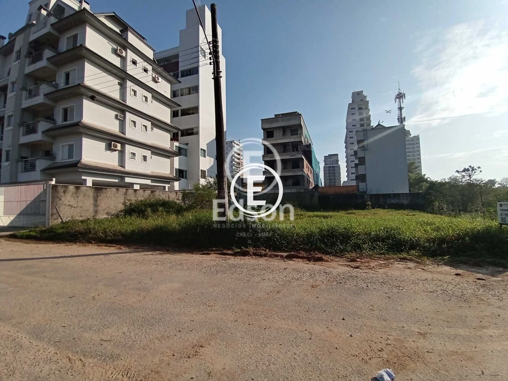 Terreno em Pedra Branca, Palhoça. 0 quartos, 740m². Imagem 1 de 7