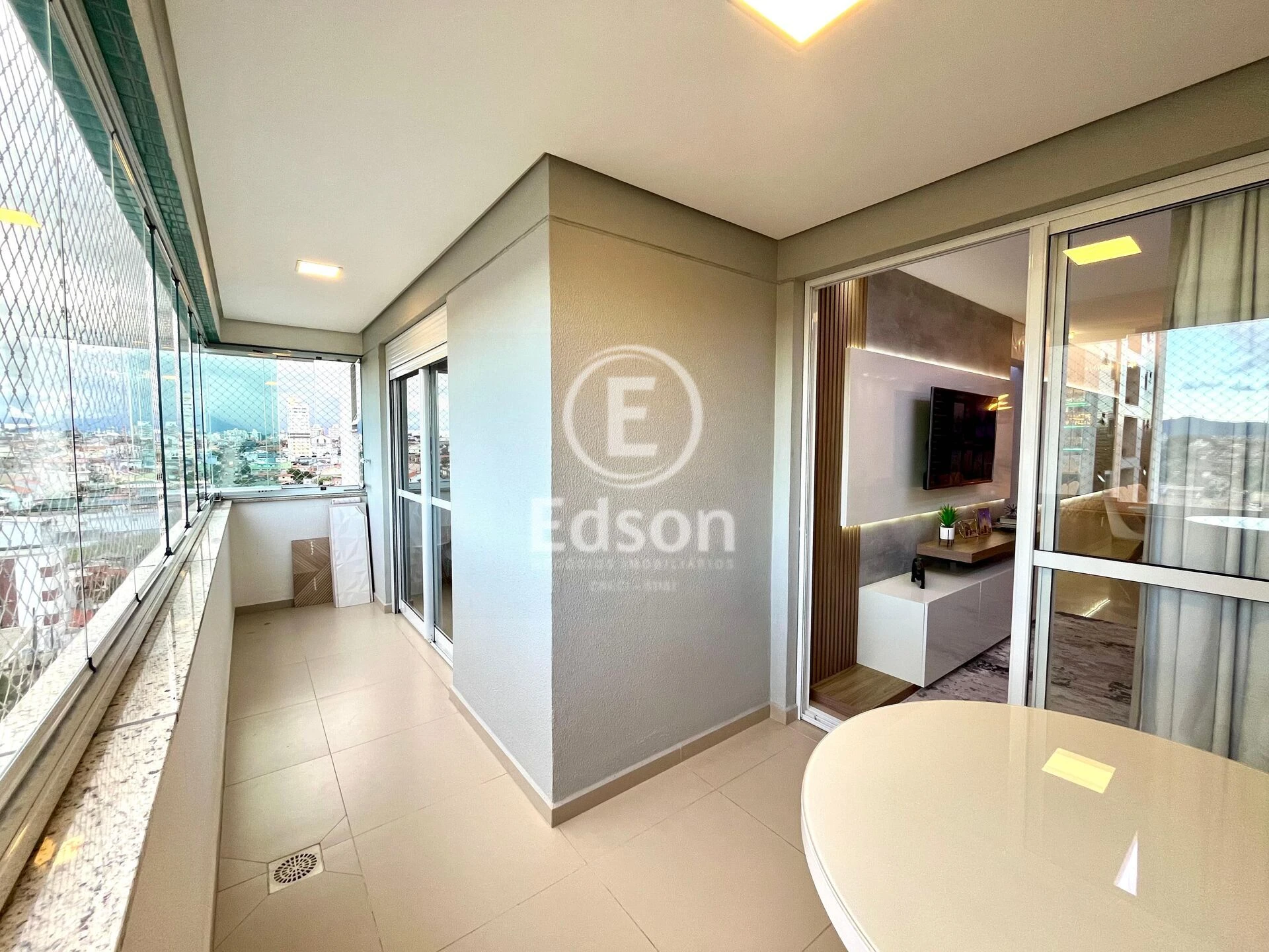 Apartamento em Barreiros, São José. 3 quartos, 92m². Imagem 9 de 15