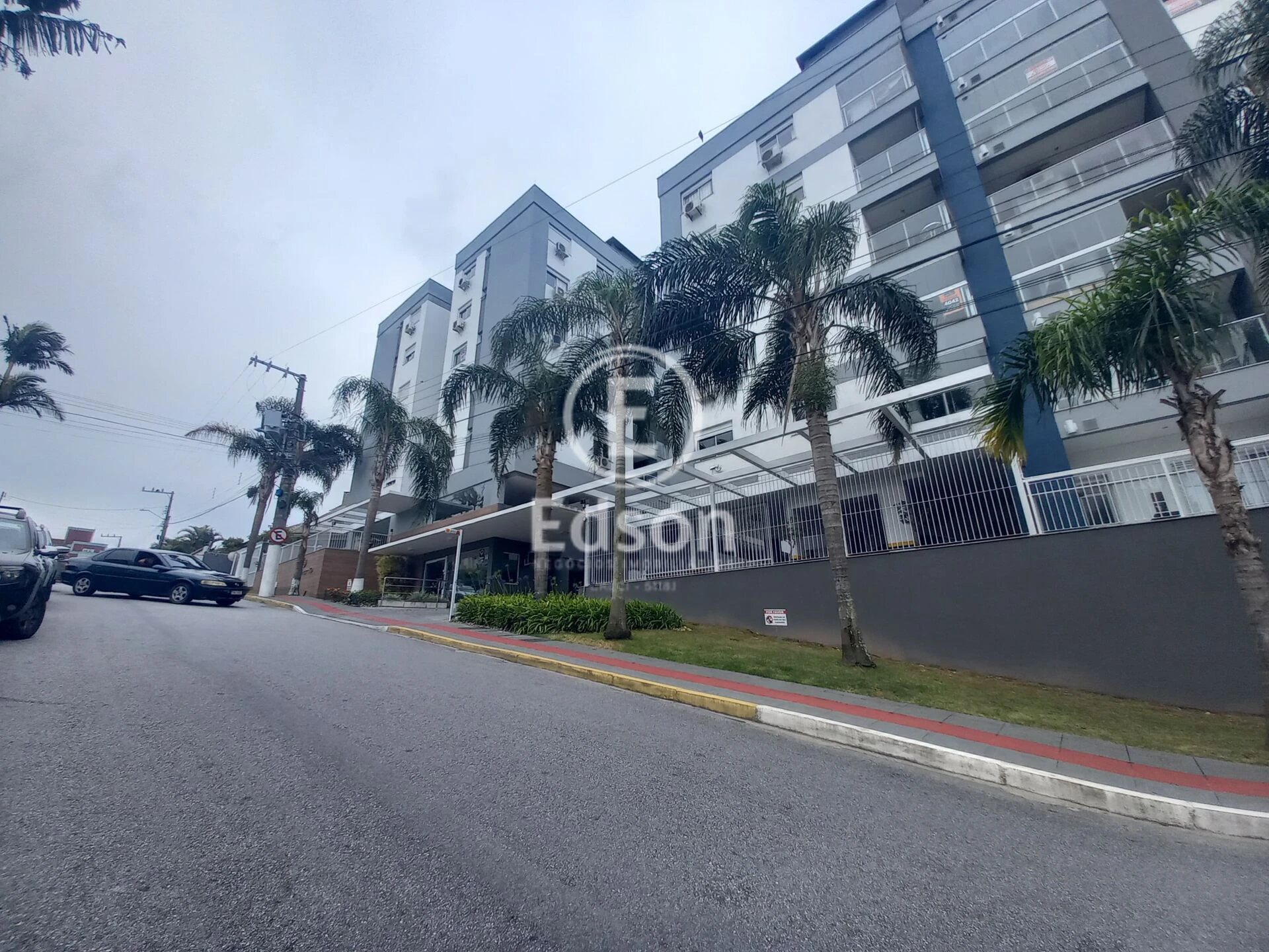 Apartamento em Praia Comprida, São José. 3 quartos, 82m². Imagem 1 de 12