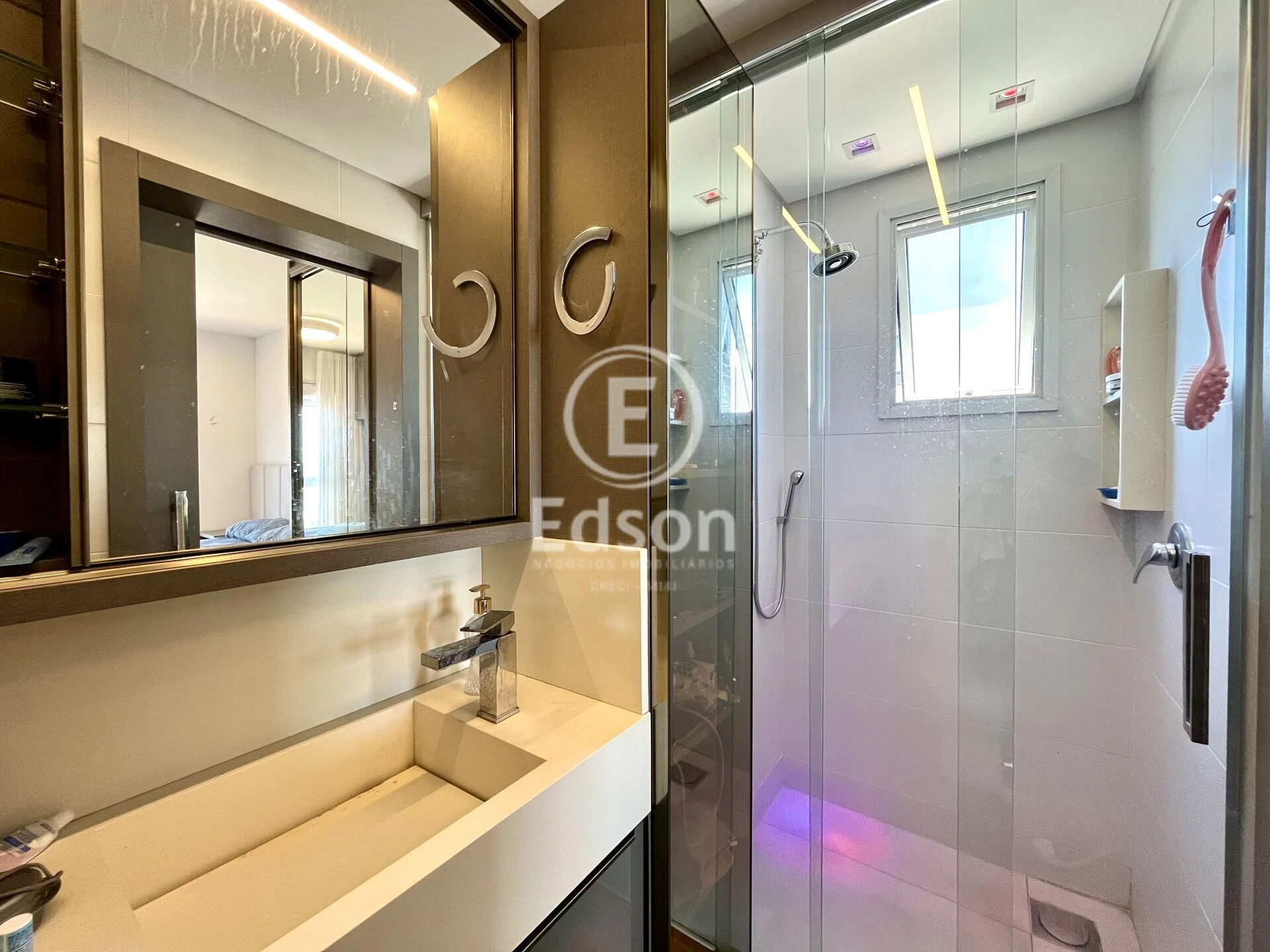 Apartamento em Kobrasol, São José. 2 quartos, 93m². Imagem 9 de 13