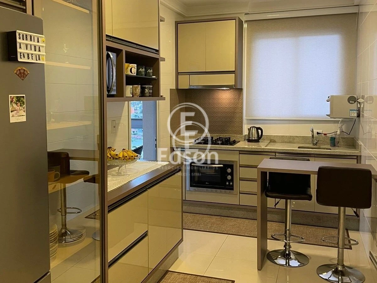 Apartamento em Centro, Palhoça. 3 quartos, 179m². Imagem 3 de 12