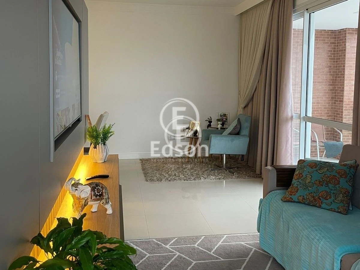 Apartamento em Centro, Palhoça. 3 quartos, 179m². Imagem 2 de 12