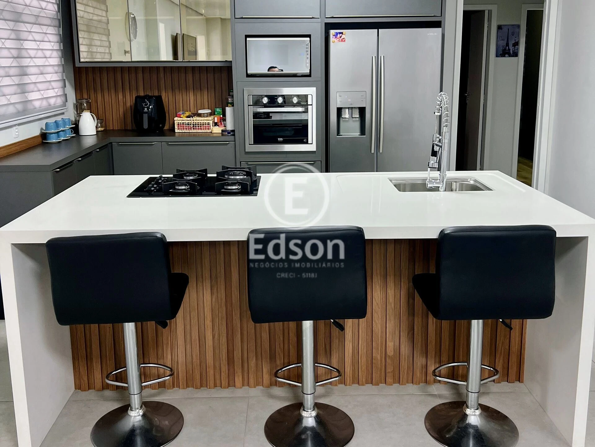 Casa em Serraria, São José. 3 quartos, 200m². Imagem 5 de 15